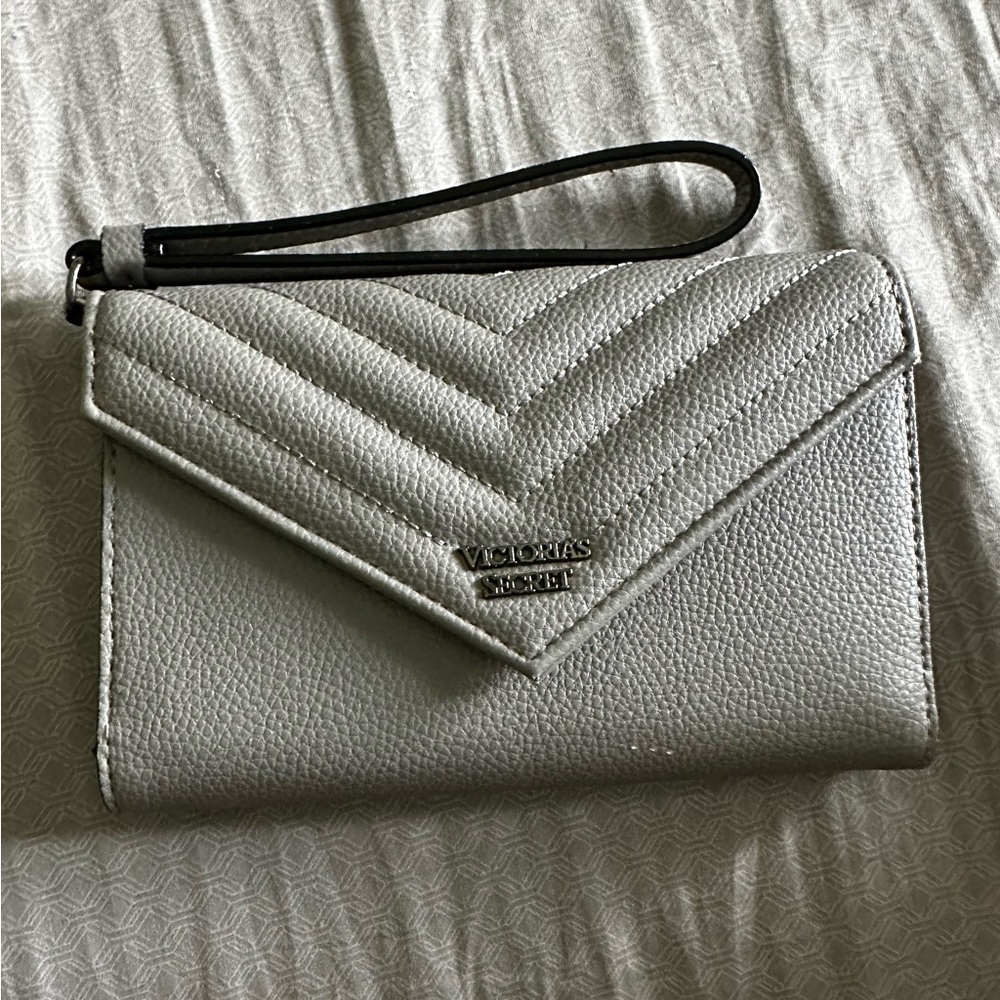 Victoria’s secret gray wristlet